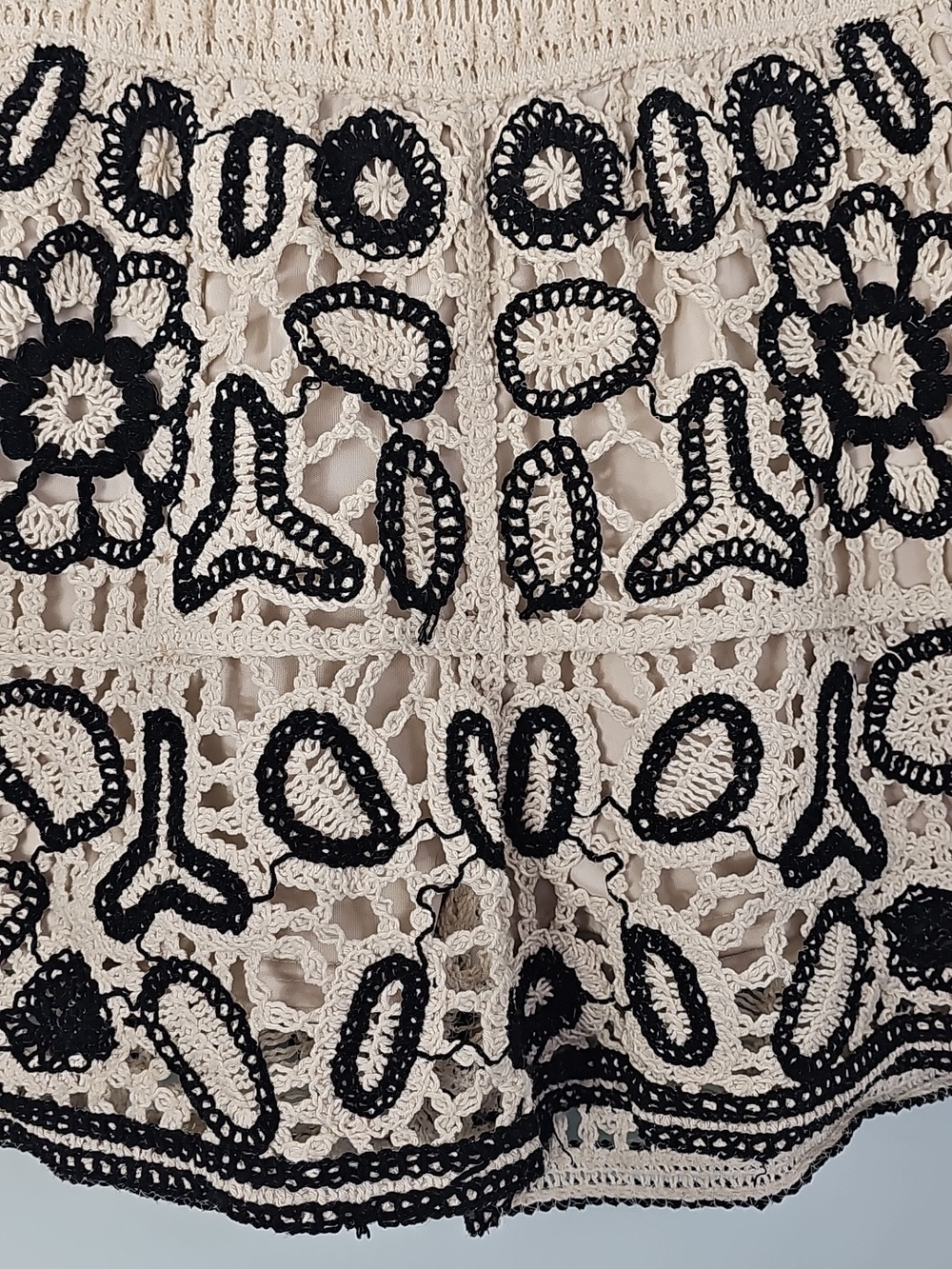 Rebellion Set Cream Crochet Crop Top And Short Pants Black Floral Trim. Size S - Picture 8 of 13